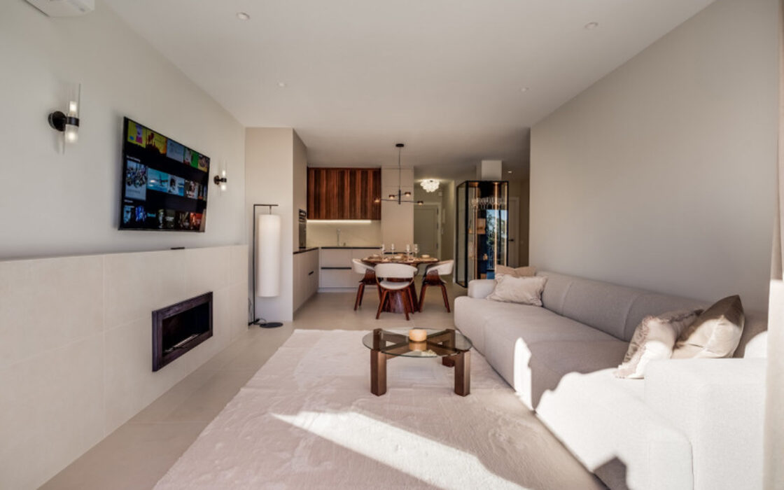 Апартаменты на среднем этаже в La Quinta, 155 кв.м, терраса