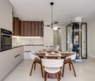 Апартаменты на среднем этаже в La Quinta, 155 кв.м, терраса