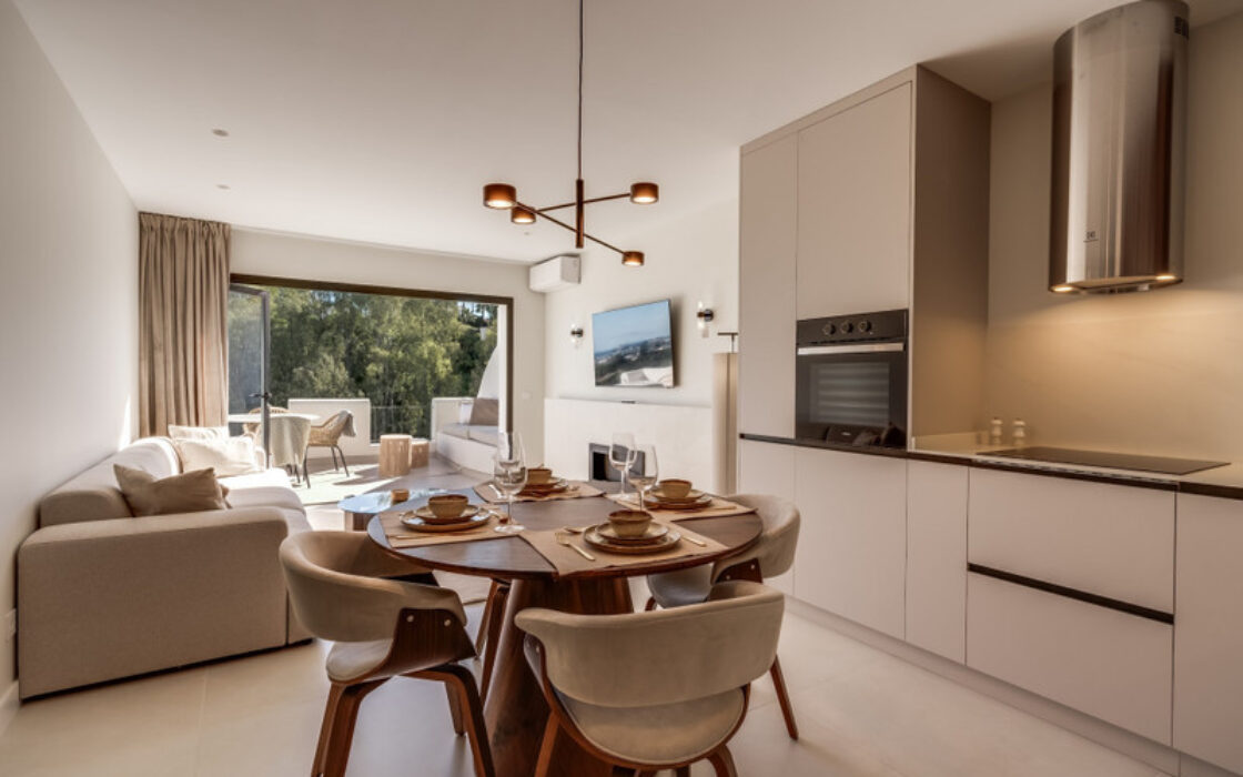 Апартаменты на среднем этаже в La Quinta, 155 кв.м, терраса