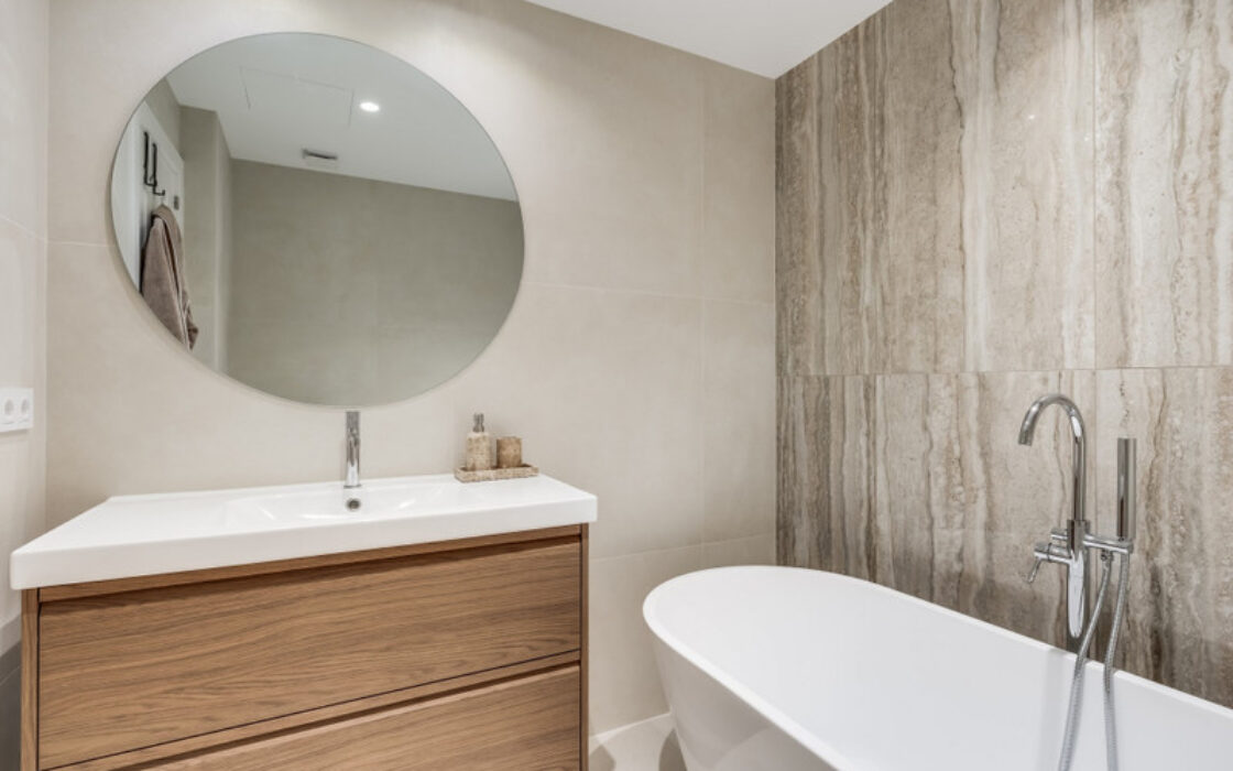 Апартаменты на среднем этаже в La Quinta, 155 кв.м, терраса