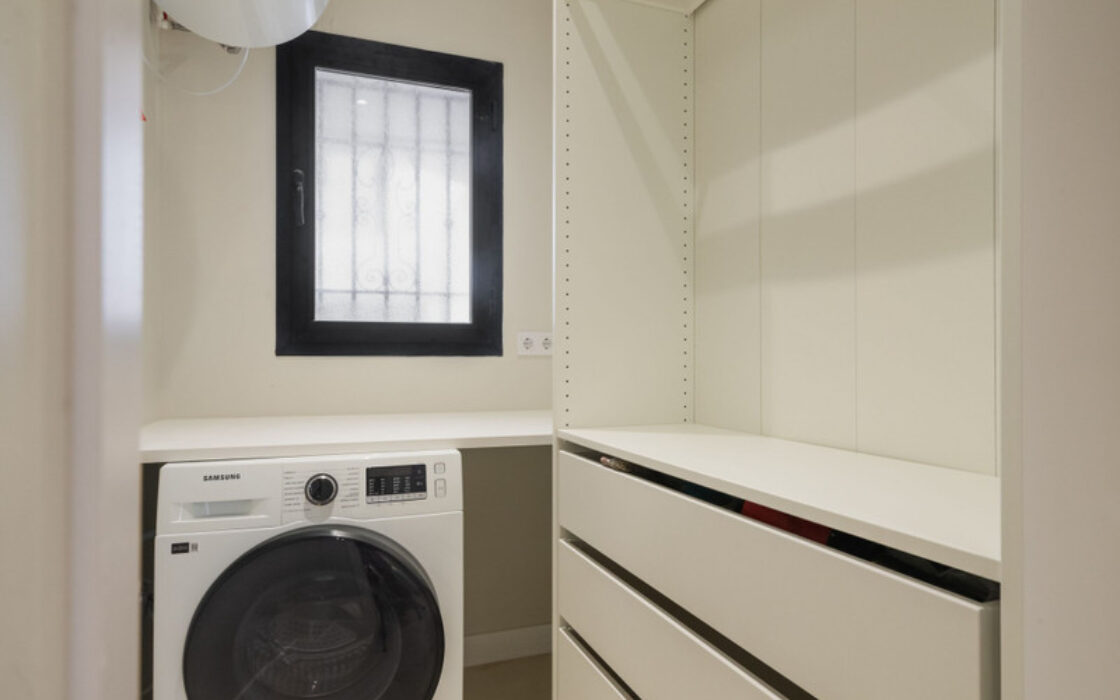 Апартаменты на среднем этаже в La Quinta, 155 кв.м, терраса