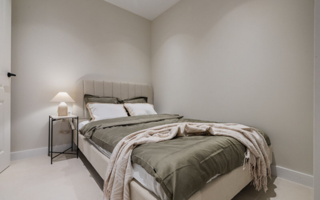 Апартаменты на среднем этаже в La Quinta, 155 кв.м, терраса