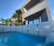 Розкішна вілла з басейном за 500 м від моря, 3 спальні