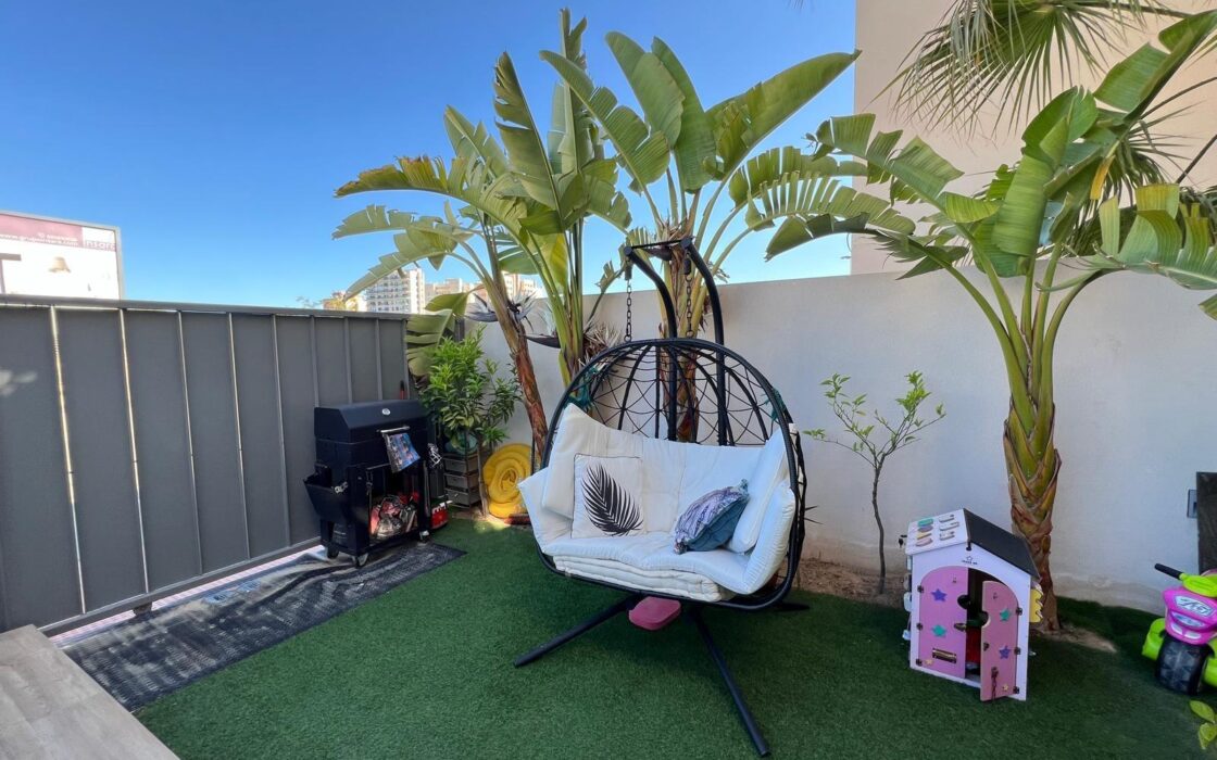 Розкішна вілла з басейном за 500 м від моря, 3 спальні