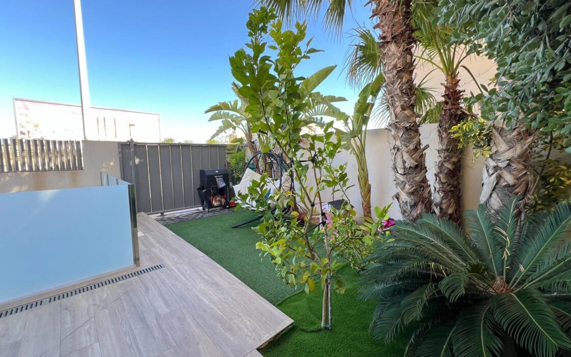 Розкішна вілла з басейном за 500 м від моря, 3 спальні