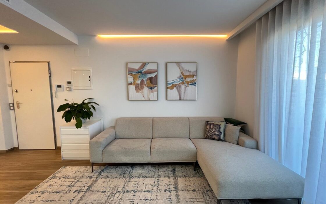 Розкішна вілла з басейном за 500 м від моря, 3 спальні