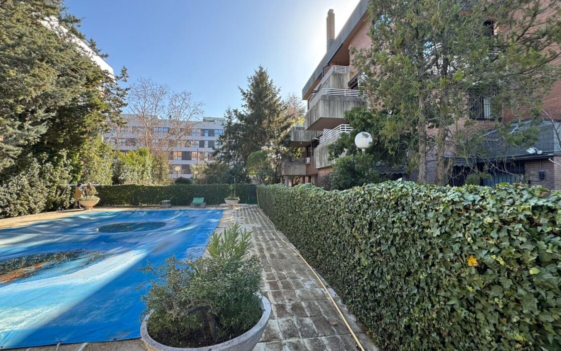 Элитная квартира в Мадриде 114 кв.м с террасой и видом