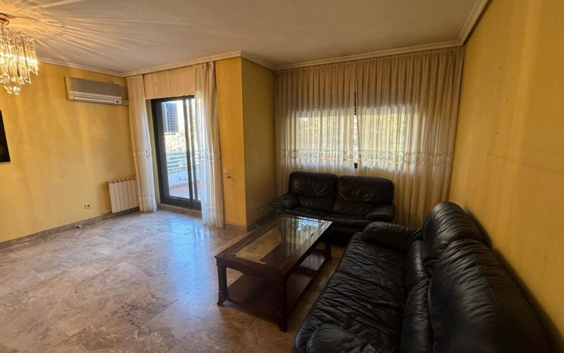 Элитная квартира в Мадриде 114 кв.м с террасой и видом