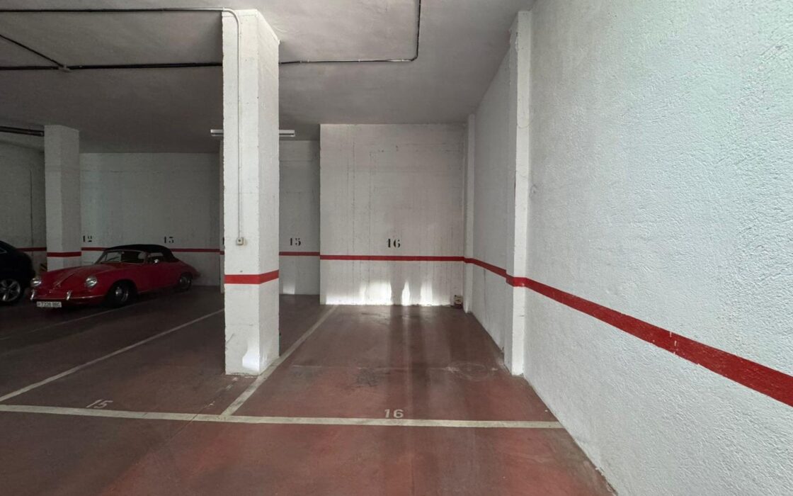 Элитная квартира в Мадриде 114 кв.м с террасой и видом