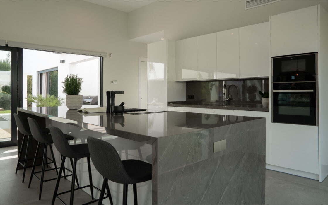 Вілла в Valle Romano 5 кімнат з терасою 319 кв.м біля моря