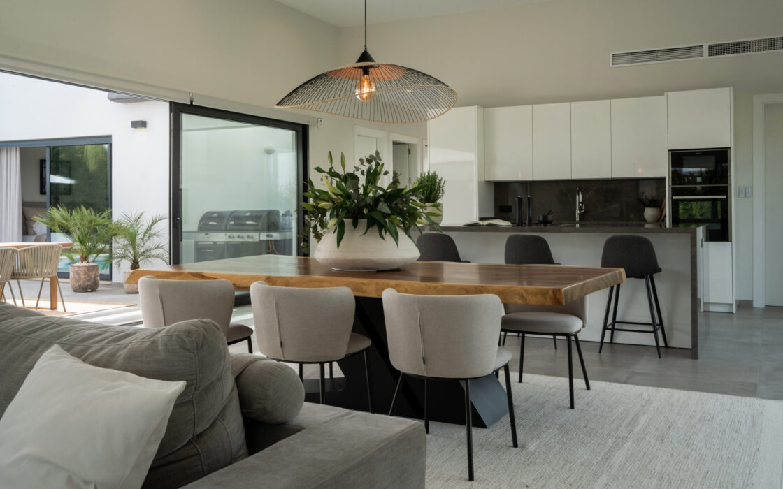 Вілла в Valle Romano 5 кімнат з терасою 319 кв.м біля моря