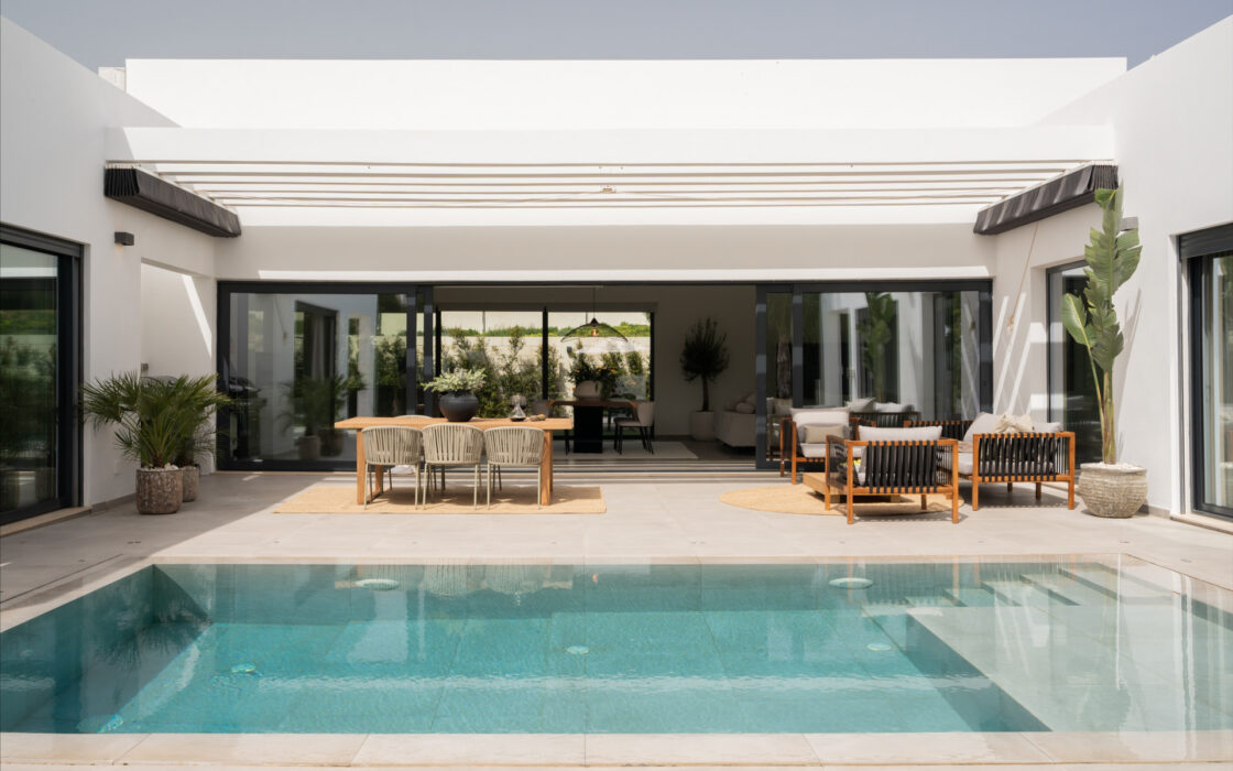 Вілла в Valle Romano 5 кімнат з терасою 319 кв.м біля моря