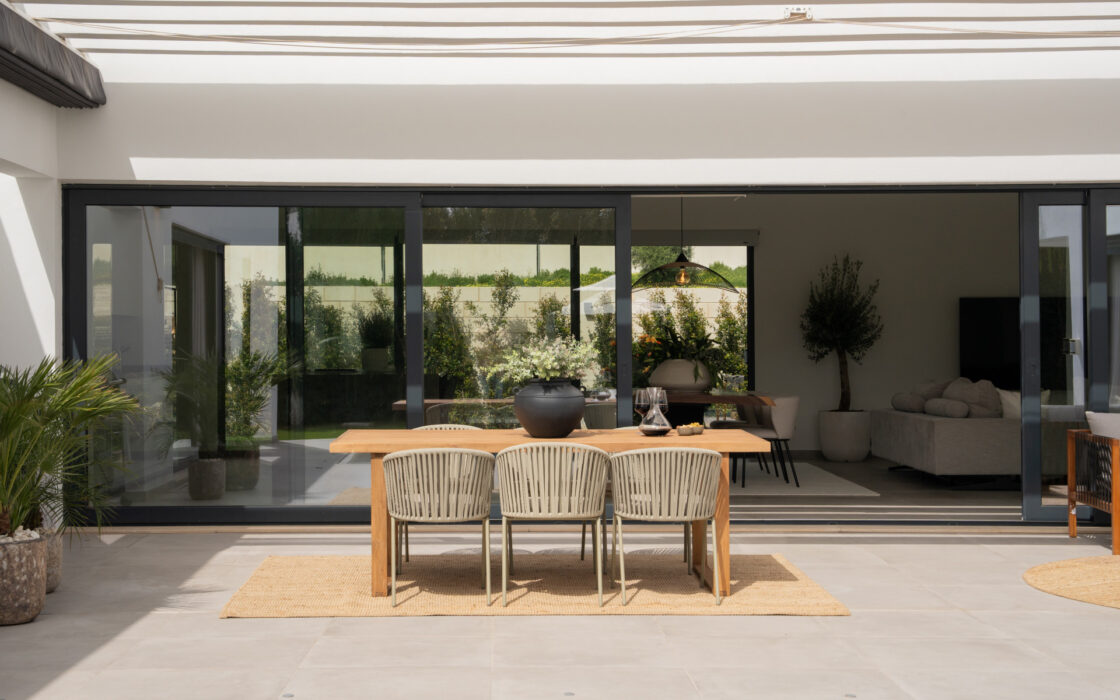 Вілла в Valle Romano 5 кімнат з терасою 319 кв.м біля моря