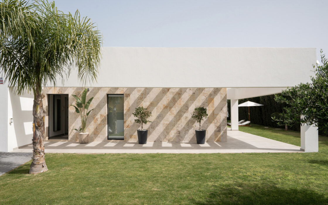 Вілла в Valle Romano 5 кімнат з терасою 319 кв.м біля моря