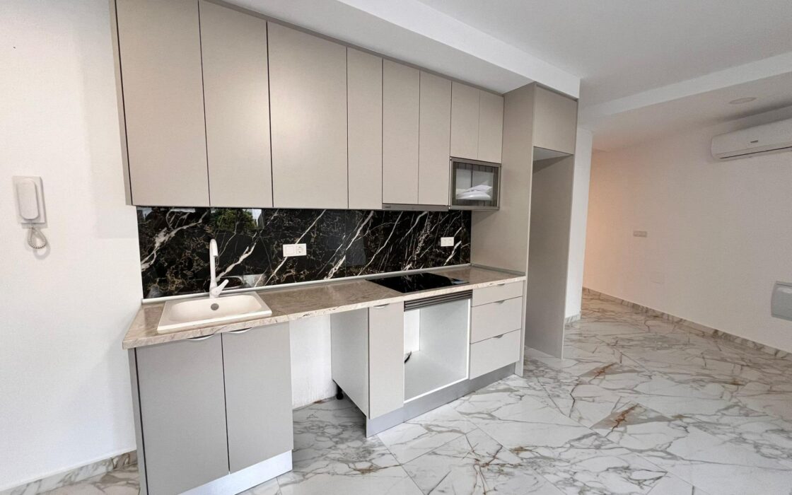 Апартаменты в Торревьехе 2 комнаты у пляжа Playa de los Locos