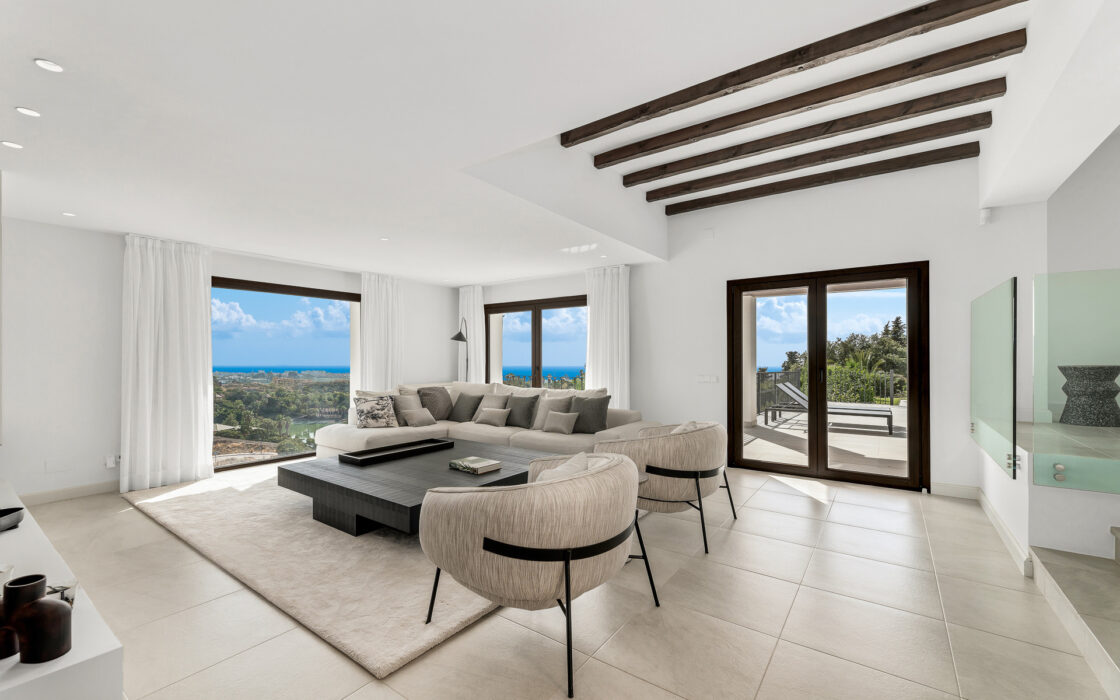 Розкішний будинок з терасою в Андалусії 492 кв.м