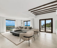 Розкішний будинок з терасою в Андалусії 492 кв.м