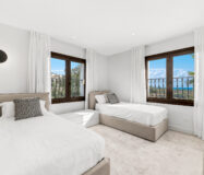 Розкішний будинок з терасою в Андалусії 492 кв.м