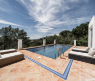 Четырехкомнатная вилла в El Madroñal с террасой 255 кв.м