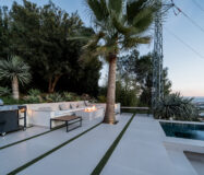 Четырехкомнатная вилла в El Madroñal с террасой 255 кв.м