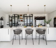 Четырехкомнатная вилла в El Madroñal с террасой 255 кв.м