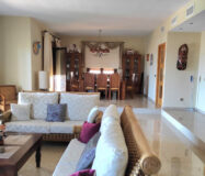 Вилла 489 кв.м в La Sierrezuela с террасой и мебелью