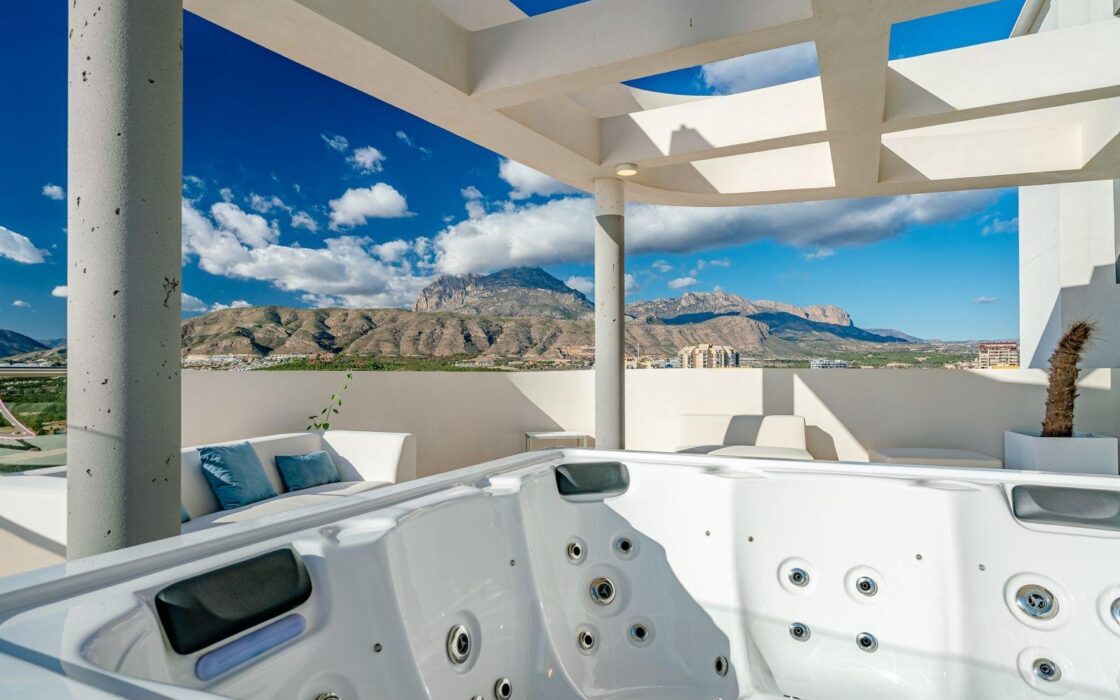 Преміум апартаменти на пляжі Понієнте, Бенідорм, 233 кв.м