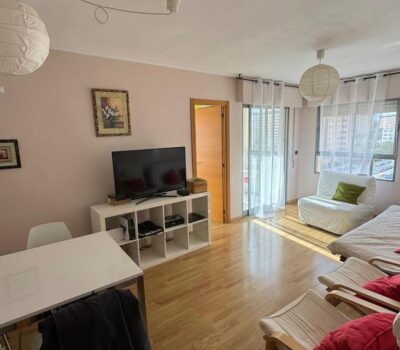 Квартира 3 спальні з терасою в Аліканте 91 кв.м