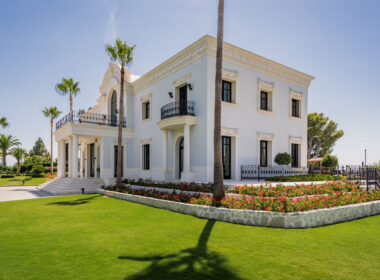 Вилла на Востоке Марбельи, 7 спален, терраса, 1190 кв.м.