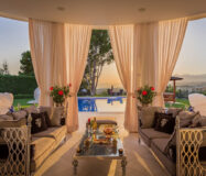 Вилла на Востоке Марбельи, 7 спален, терраса, 1190 кв.м.