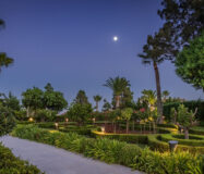 Вилла на Востоке Марбельи, 7 спален, терраса, 1190 кв.м.