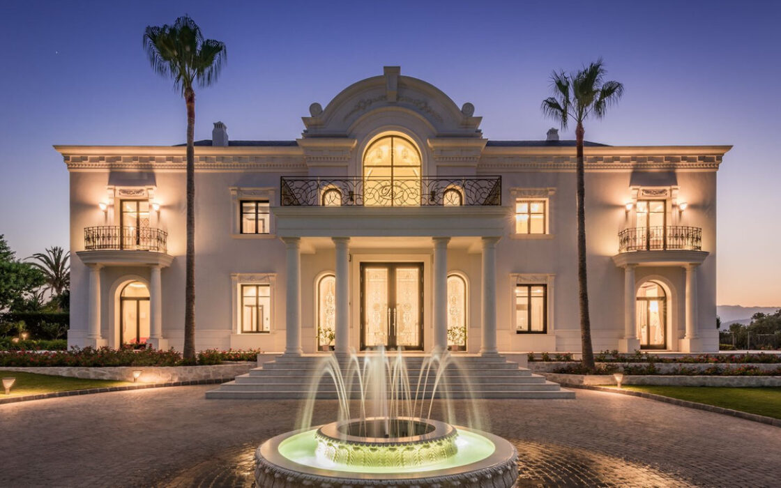 Вилла на Востоке Марбельи, 7 спален, терраса, 1190 кв.м.