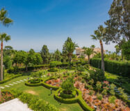 Вилла на Востоке Марбельи, 7 спален, терраса, 1190 кв.м.