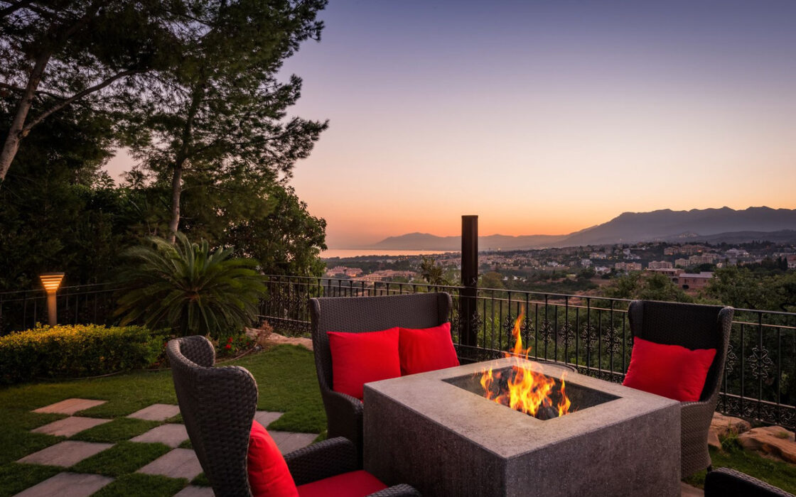 Вилла на Востоке Марбельи, 7 спален, терраса, 1190 кв.м.