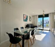 Современная квартира в Пилар-де-ла-Орадада с террасой 61 кв.м