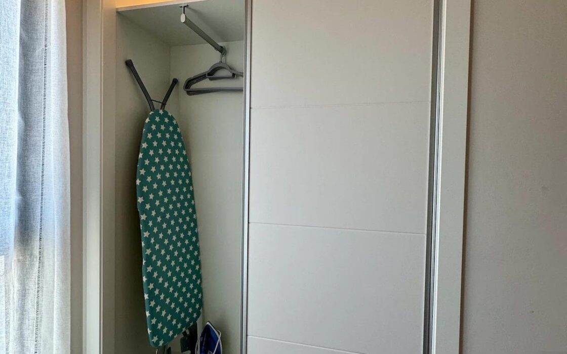 Современная квартира в Пилар-де-ла-Орадада с террасой 61 кв.м