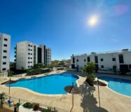 Современная квартира в Пилар-де-ла-Орадада с террасой 61 кв.м