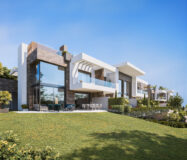 Двухквартирный дом в Марбелье с видом на море и террасой