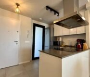 Современная квартира с балконом в Пилар-де-ла-Орадда 61 кв.м