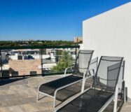 Современная квартира с балконом в Пилар-де-ла-Орадда 61 кв.м