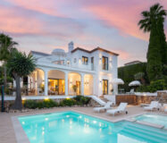 Вілла в Іспанії 235 кв.м з терасою біля моря