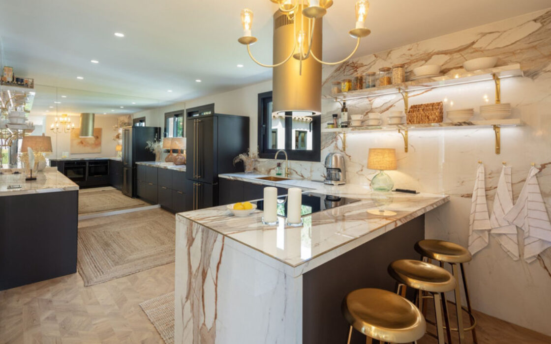 Вілла в Іспанії 235 кв.м з терасою біля моря