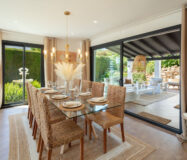 Вілла в Іспанії 235 кв.м з терасою біля моря