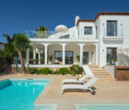 Вілла в Іспанії 235 кв.м з терасою біля моря