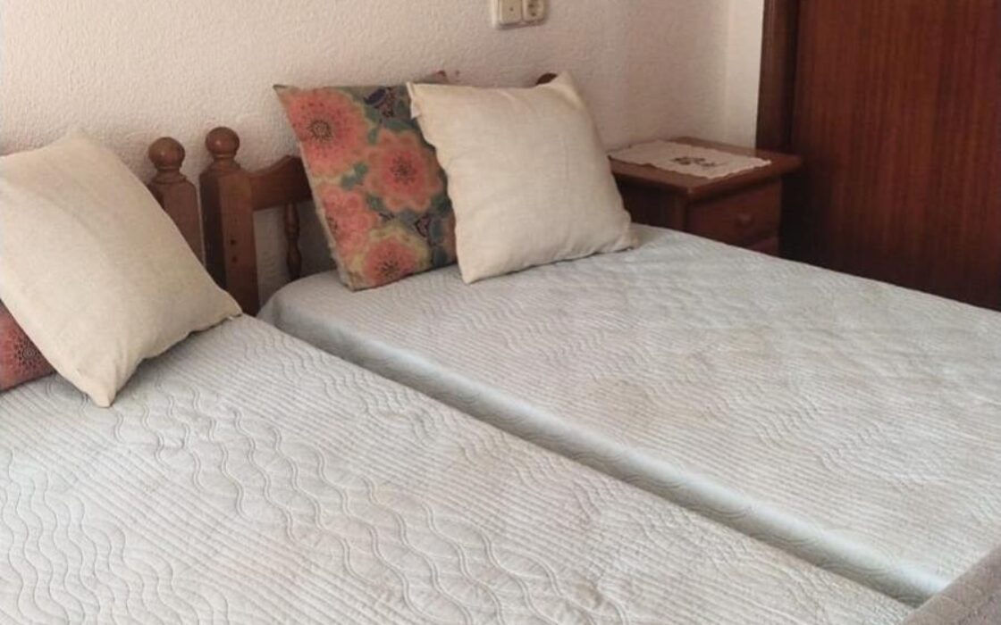 Квартира 54 кв.м с террасой в Бенидорме у моря