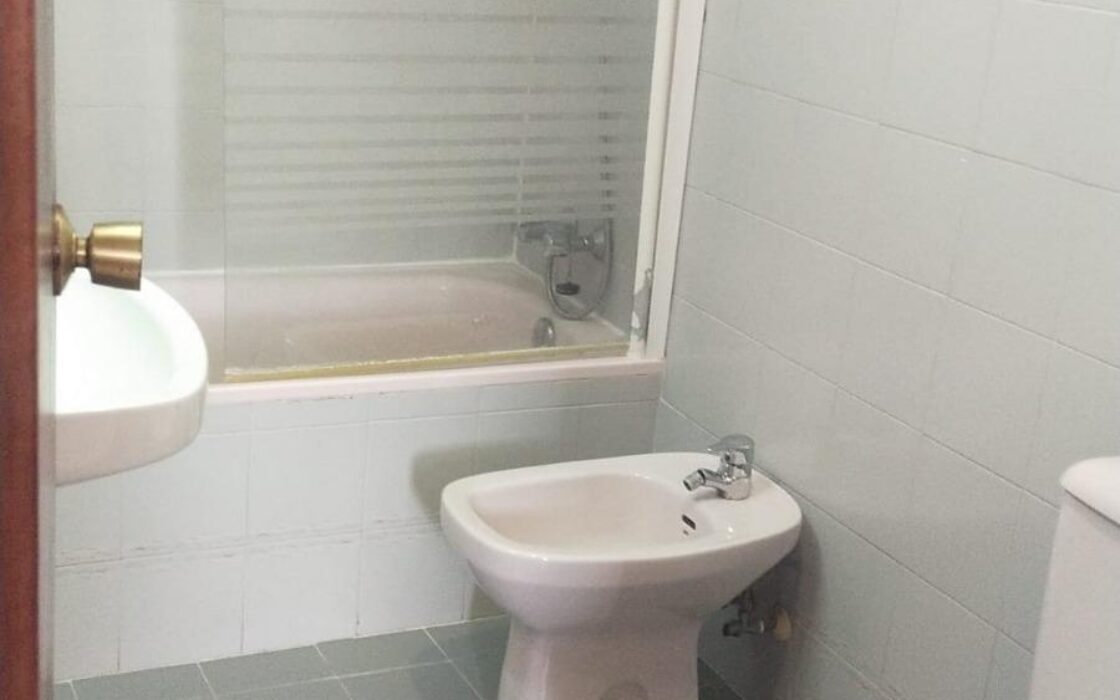 Квартира 54 кв.м с террасой в Бенидорме у моря