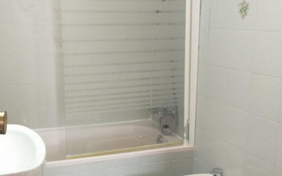 Квартира 54 кв.м с террасой в Бенидорме у моря