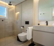 Вілла з терасою в Нойва-Андалусія, 448 кв.м, 6 кімнат