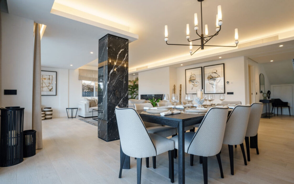 Вілла з терасою в Нойва-Андалусія, 448 кв.м, 6 кімнат