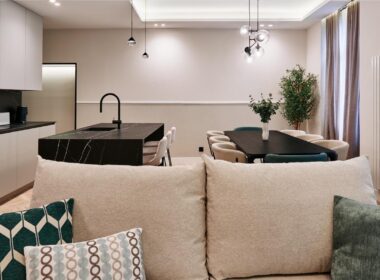 Эксклюзивная квартира в центре Мадрида с джакузи 213 кв.м